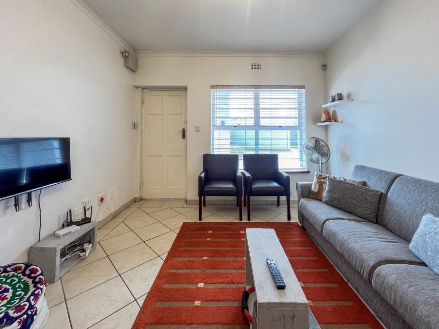 To Let 2 Bedroom Property for Rent in Middedorp Western Cape